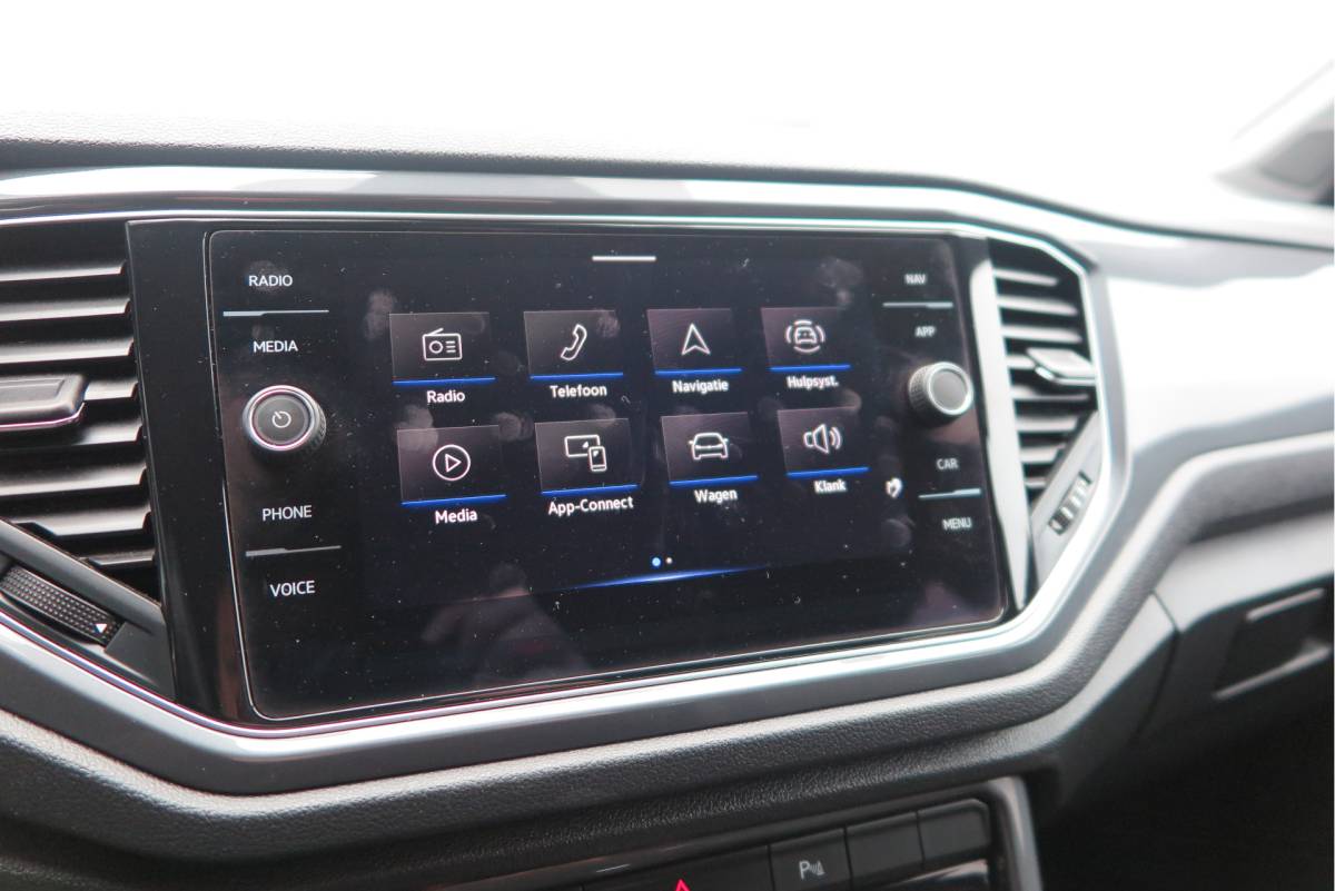 Volkswagen T-Roc Volkswagen T-Roc 1.5 TSI 150pk DSG  Business R-Line Sport Led, Camera , PDC , Virtual cockpit, Navi , Carplay, DAB+ Electr. achterklep