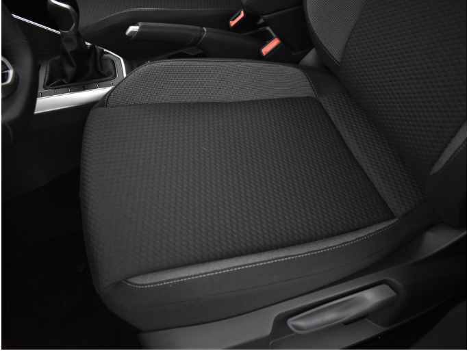 Volkswagen Polo Volkswagen Polo Life Edition 1.0 TSI 95 pK 5 versn. Hand · Achteruitrijcamera · regensensor · Voorraad OUTLET · Prijs is inclusief inruilpremie ·