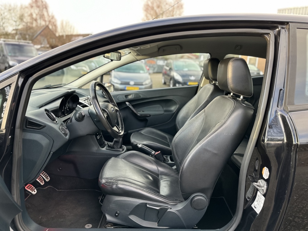 Ford Fiesta Ford Fiesta 1.6 Metal Facelift 135 PK *Leder*Clima*17 Inch Velgen*DIK!