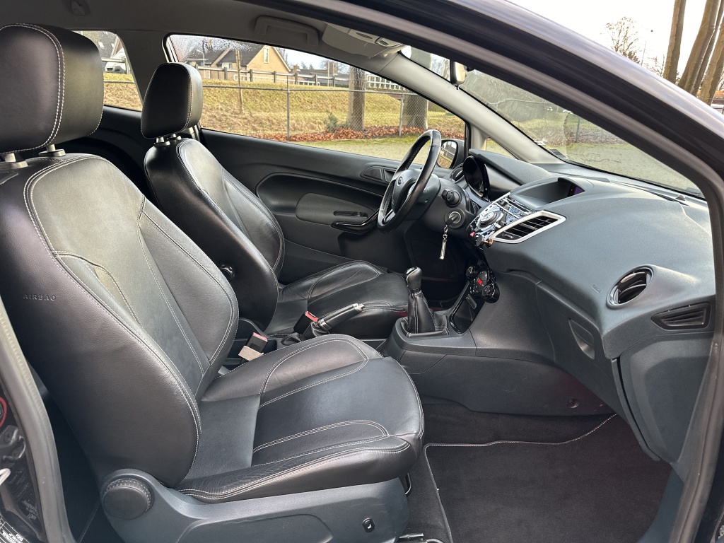 Ford Fiesta Ford Fiesta 1.6 Metal Facelift 135 PK *Leder*Clima*17 Inch Velgen*DIK!