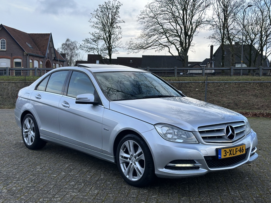 Mercedes-Benz C-Klasse Mercedes-benz C-klasse 180 Aut Avantgarde Facelift Schuifdak 2013
