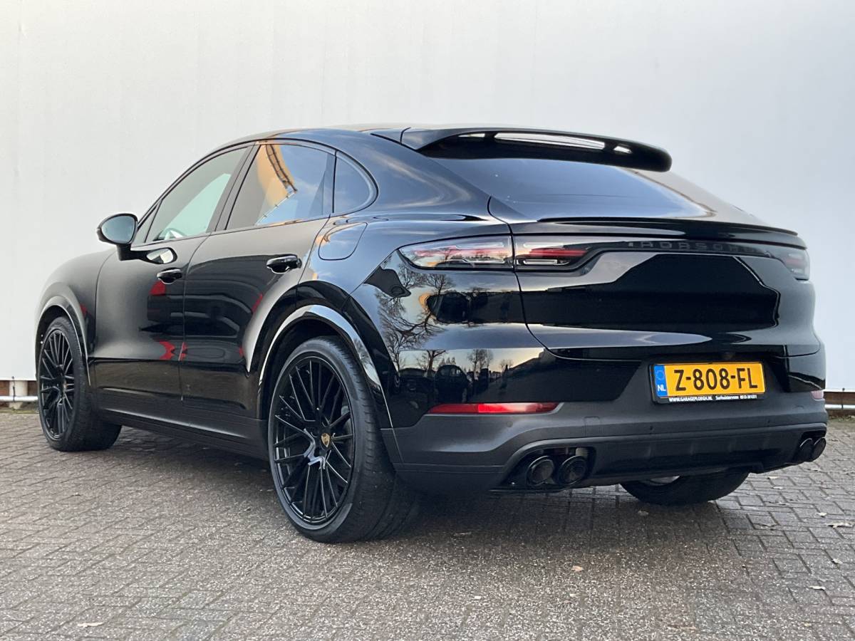 Porsche Cayenne Porsche Cayenne Coupé 3.0 E-Hybrid PHEV 360° Pano SportChrono Luchtvering Bose Carplay Leer Memory UITSTRALING!