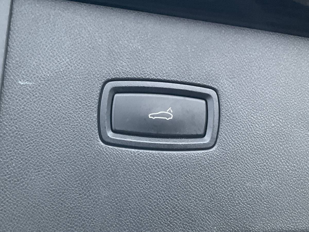 Porsche Cayenne Porsche Cayenne Coupé 3.0 E-Hybrid PHEV 360° Pano SportChrono Luchtvering Bose Carplay Leer Memory UITSTRALING!