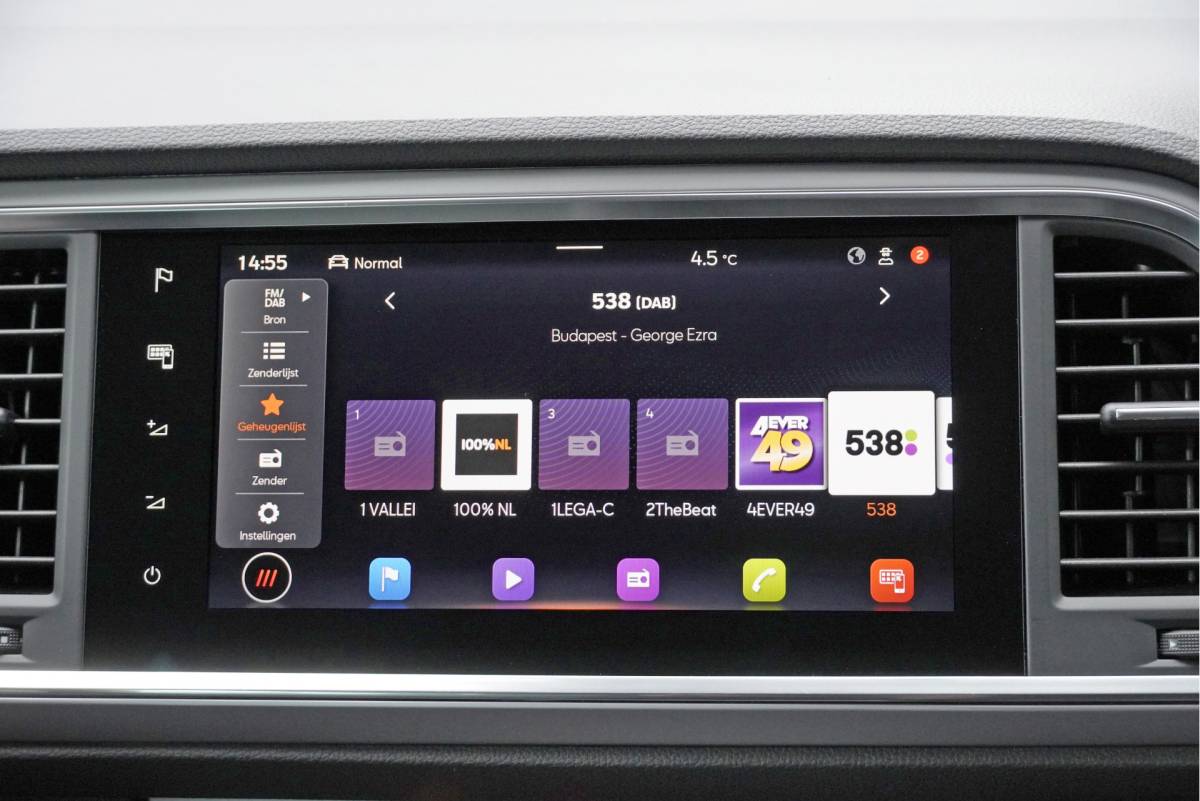 SEAT Ateca SEAT Ateca 1.0 TSI FR Business Intense BJ2022 Lmv 18″ | Led V+A | Pdc | Navi | Keyless entry | Elek. achterklep | App-Connect | Achteruitrijcamera | Virtual cockpit | Climate control | Cruise control | Sportstoelen | Verwarmde voorstoelen | Zwarte hemel