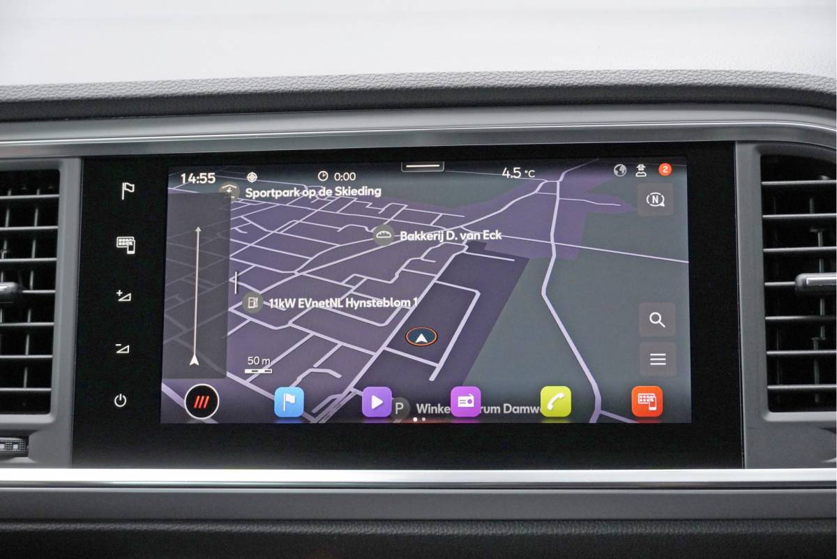 SEAT Ateca SEAT Ateca 1.0 TSI FR Business Intense BJ2022 Lmv 18″ | Led V+A | Pdc | Navi | Keyless entry | Elek. achterklep | App-Connect | Achteruitrijcamera | Virtual cockpit | Climate control | Cruise control | Sportstoelen | Verwarmde voorstoelen | Zwarte hemel