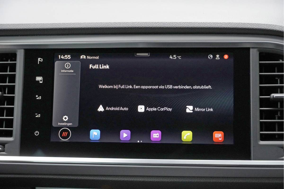 SEAT Ateca SEAT Ateca 1.0 TSI FR Business Intense BJ2022 Lmv 18″ | Led V+A | Pdc | Navi | Keyless entry | Elek. achterklep | App-Connect | Achteruitrijcamera | Virtual cockpit | Climate control | Cruise control | Sportstoelen | Verwarmde voorstoelen | Zwarte hemel