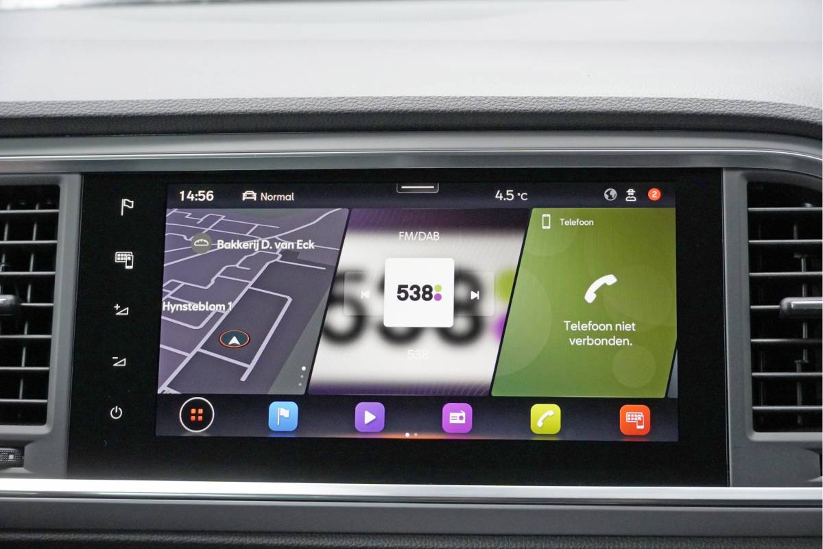 SEAT Ateca SEAT Ateca 1.0 TSI FR Business Intense BJ2022 Lmv 18″ | Led V+A | Pdc | Navi | Keyless entry | Elek. achterklep | App-Connect | Achteruitrijcamera | Virtual cockpit | Climate control | Cruise control | Sportstoelen | Verwarmde voorstoelen | Zwarte hemel