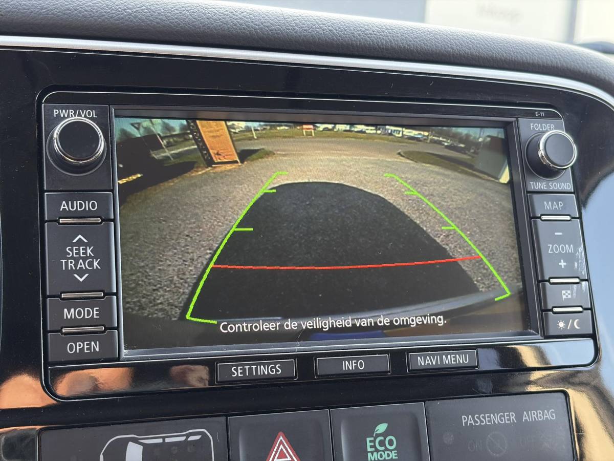 Mitsubishi Outlander Mitsubishi Outlander 2.0 PHEV Business Edition X-Line 2e Eigenaar,Navi,Camera,Keyless,Halfleder,Dealer Onderhouden,Clima,Cruise,Lm velgen,N.A.P,Apk tot 03-2027