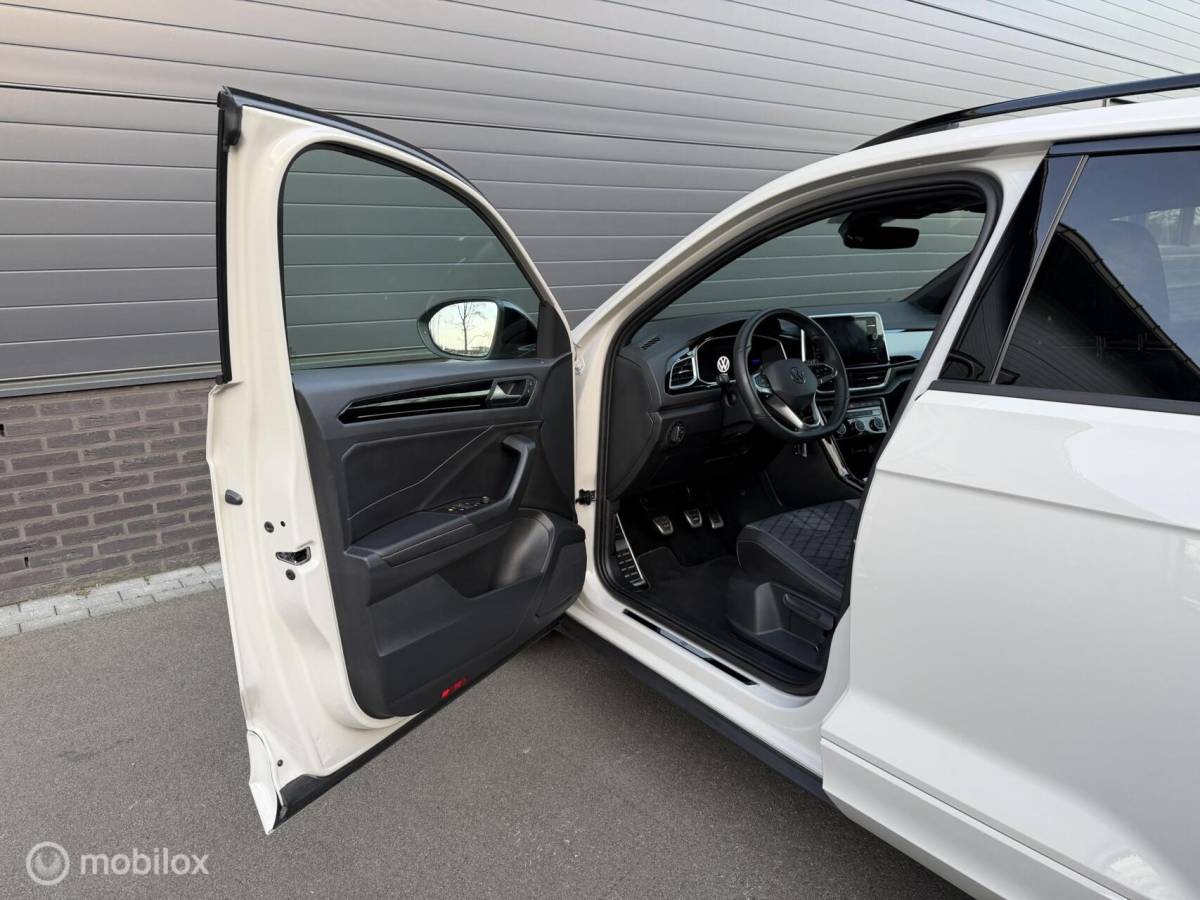 Volkswagen T-Roc Volkswagen T-Roc 1.0 TSI R-Line BLACK STYLE CLIMA*ADABCR*CARPLAUY*VIRTUALD*