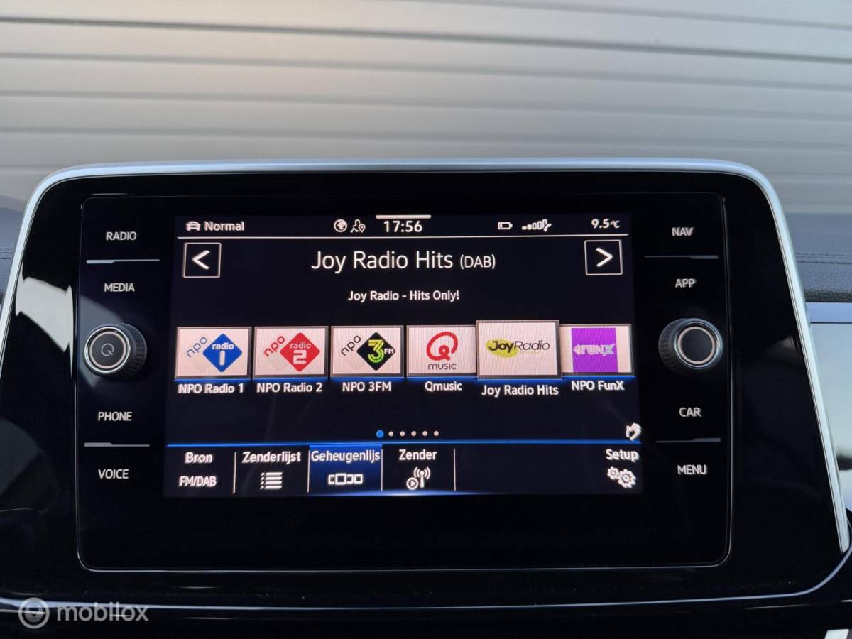 Volkswagen T-Roc Volkswagen T-Roc 1.0 TSI R-Line BLACK STYLE CLIMA*ADABCR*CARPLAUY*VIRTUALD*