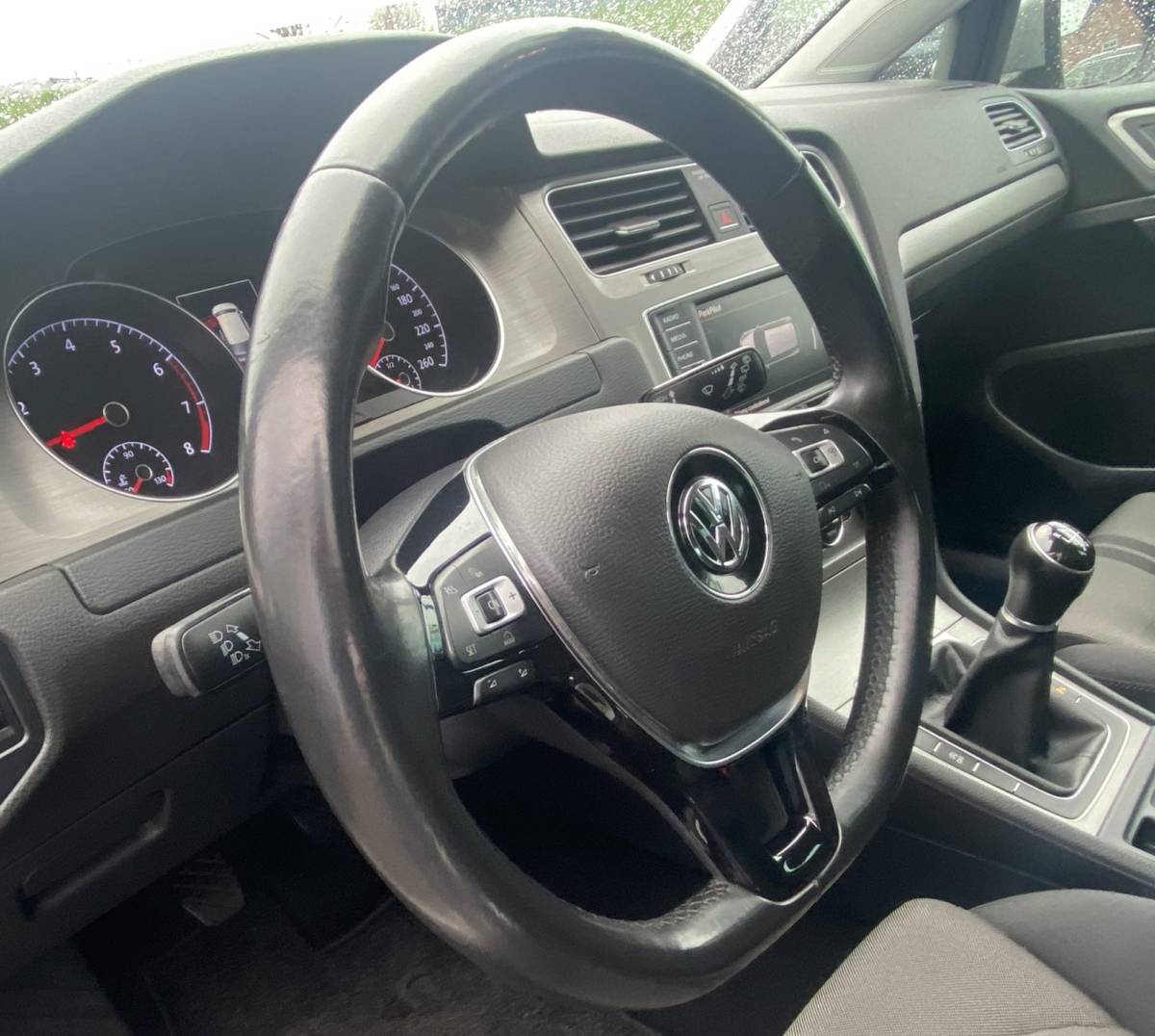 Volkswagen Golf Volkswagen Golf 1.0 TSI Business Edition Connected/ Clima/ LED/ PDC/ Privacyglass