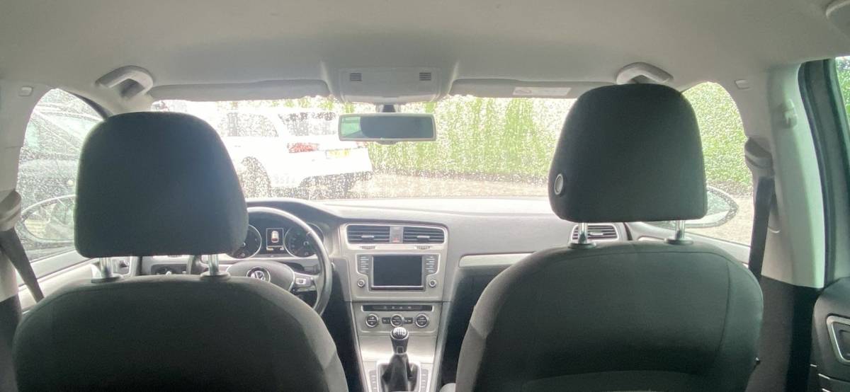 Volkswagen Golf Volkswagen Golf 1.0 TSI Business Edition Connected/ Clima/ LED/ PDC/ Privacyglass