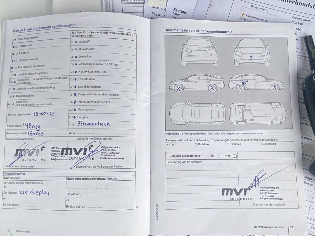 Volkswagen Golf Volkswagen Golf 1.0 TSI Business Edition Connected/ Clima/ LED/ PDC/ Privacyglass