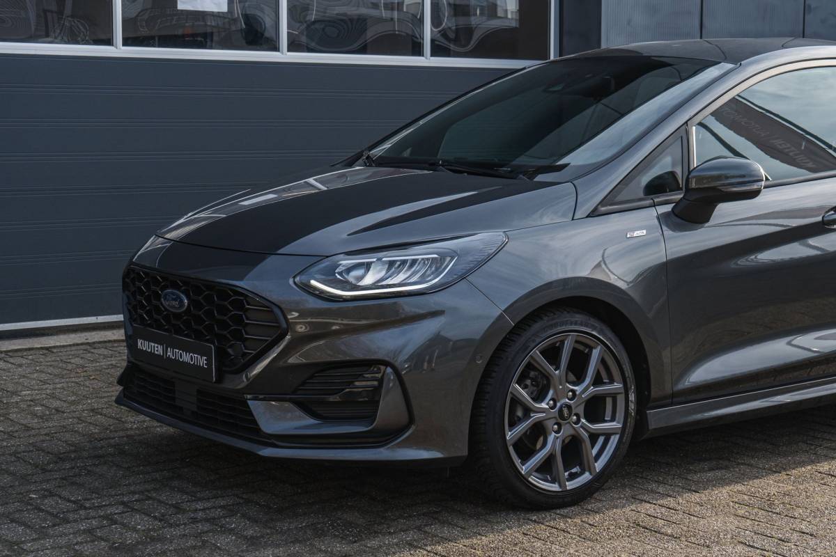 Ford Fiesta Ford FIESTA 1.0 EcoBoost Hybrid ST-Line / Automaat / Winter pack!