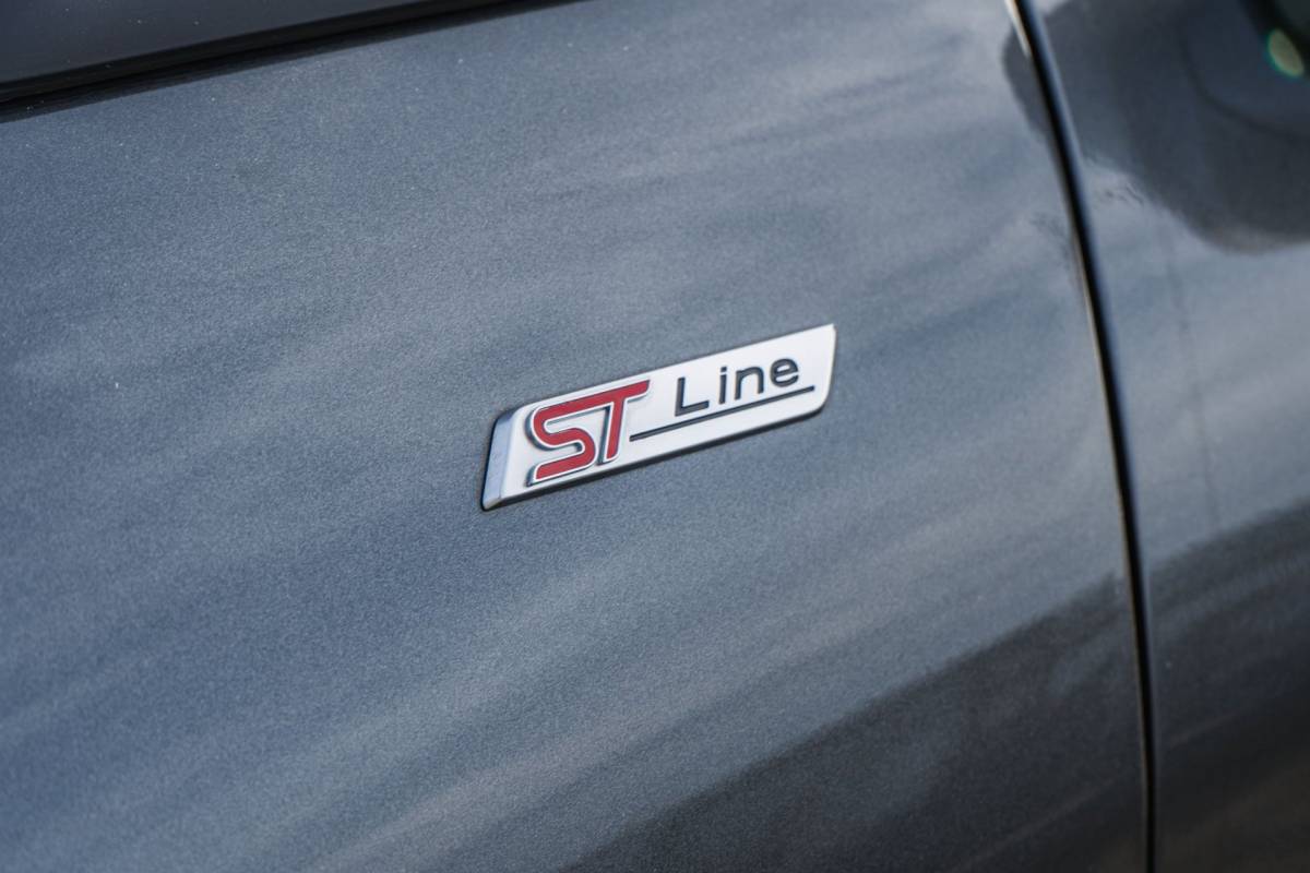 Ford Fiesta Ford FIESTA 1.0 EcoBoost Hybrid ST-Line / Automaat / Winter pack!