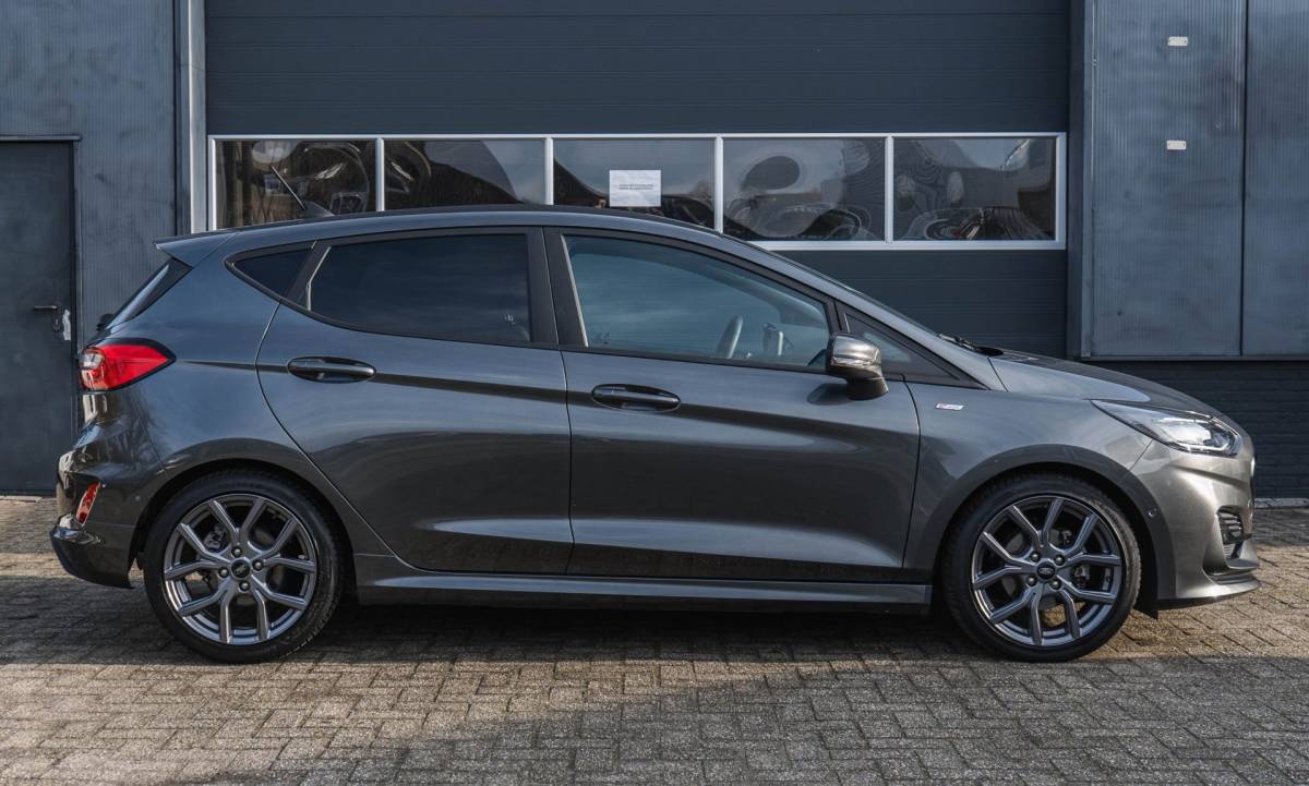 Ford Fiesta Ford FIESTA 1.0 EcoBoost Hybrid ST-Line / Automaat / Winter pack!