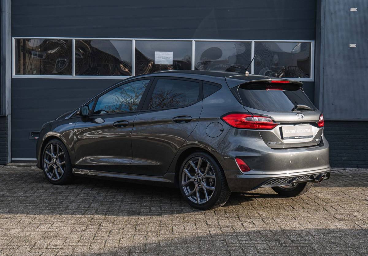 Ford Fiesta Ford FIESTA 1.0 EcoBoost Hybrid ST-Line / Automaat / Winter pack!