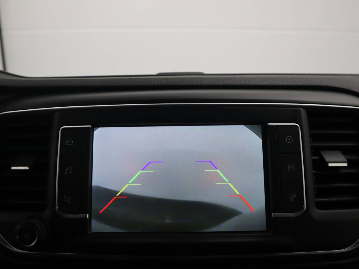 Toyota ProAce Toyota PROACE Worker 2.0 D-4D Black Line Long DC 5 PERS / AUTOMAAT / NWE D-RIEM / LEDER /STOELVERW / CARPLAY / CAMERA / TREKHAAK / NL-AUTO