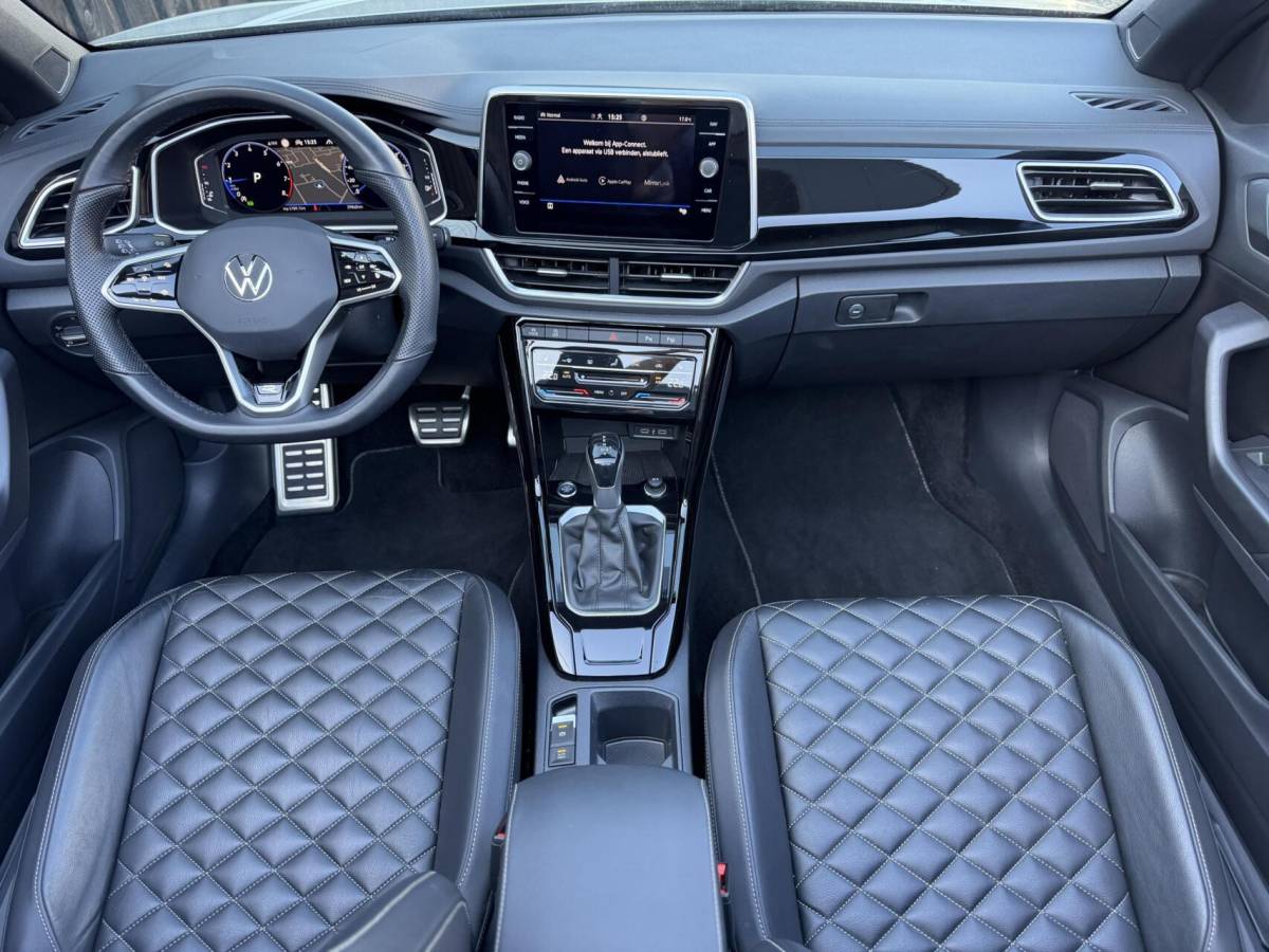 Volkswagen T-Roc Volkswagen T-Roc Cabrio 1.5 TSI R-Line| Vol Luxe| 1 eigenaar