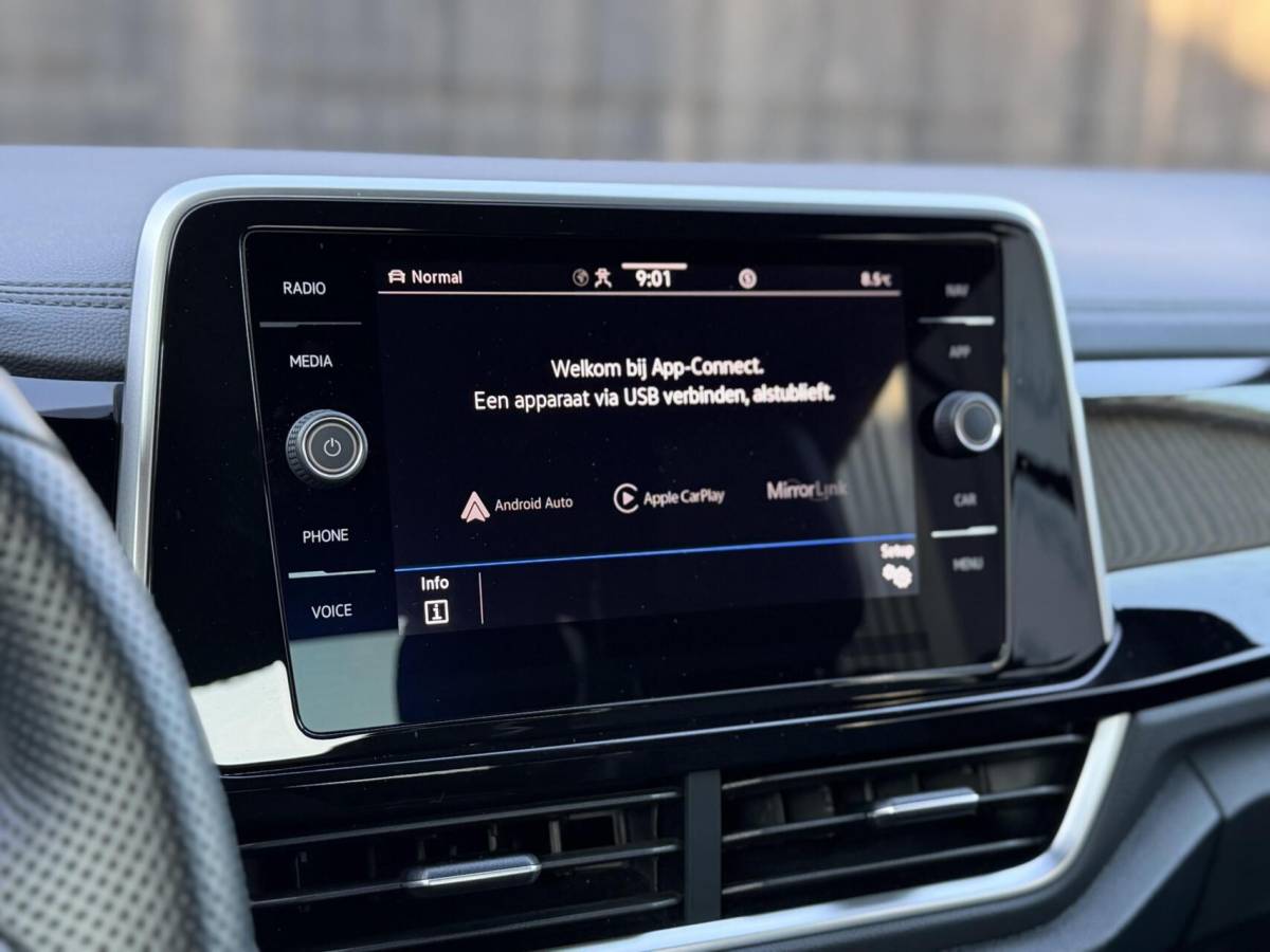 Volkswagen T-Roc Volkswagen T-Roc Cabrio 1.5 TSI R-Line| Vol Luxe| 1 eigenaar