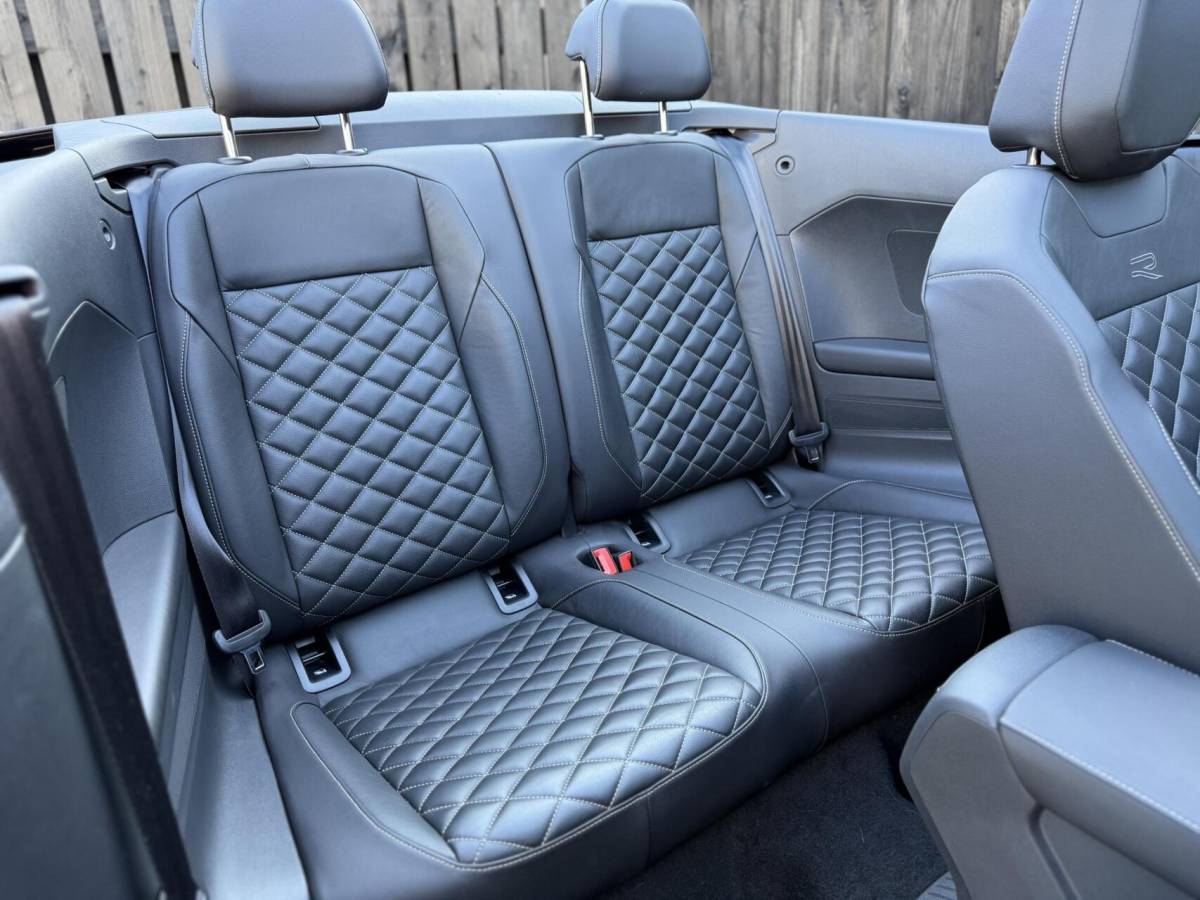 Volkswagen T-Roc Volkswagen T-Roc Cabrio 1.5 TSI R-Line| Vol Luxe| 1 eigenaar