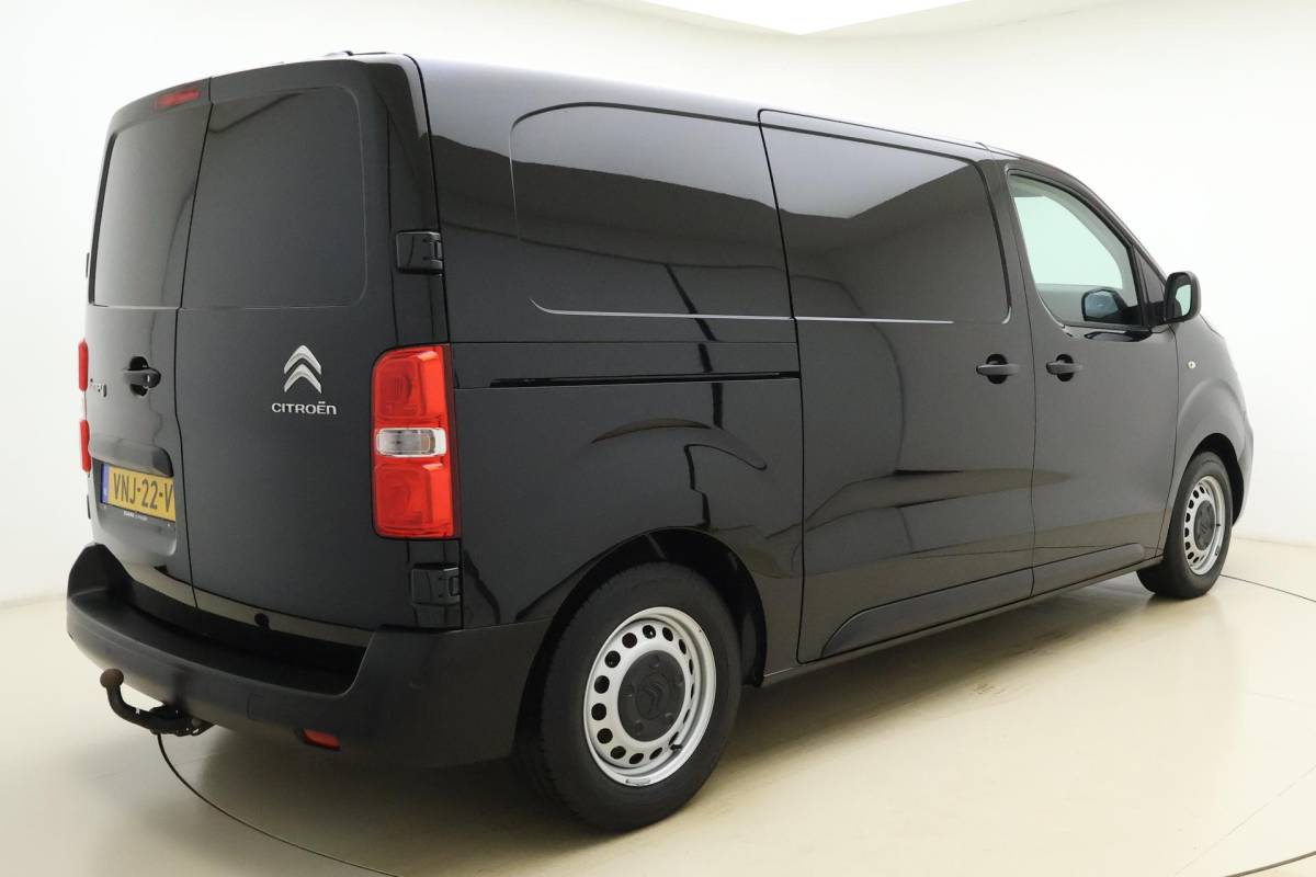 Citroën Jumpy Citroen Jumpy 2.0 BlueHDI 145 M Club | Parkeersensoren voor+achter | Trekhaak | Airco | Regensensor | Pack Ergonomie |