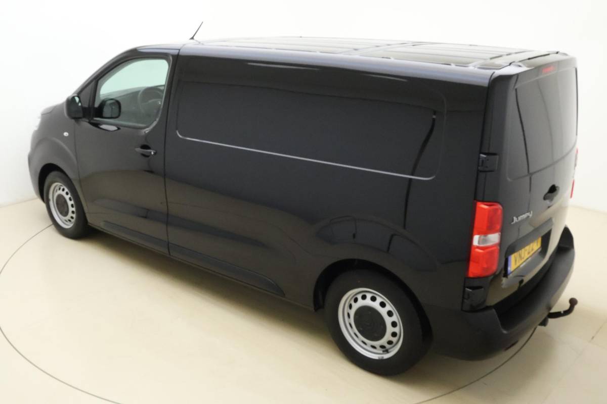 Citroën Jumpy Citroen Jumpy 2.0 BlueHDI 145 M Club | Parkeersensoren voor+achter | Trekhaak | Airco | Regensensor | Pack Ergonomie |