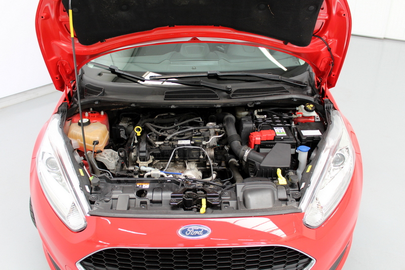 Ford Fiesta Ford Fiesta 1.0 Style Essential 66PK, RIJKLAAR | NAVIGATIE | AIRCO | ELEC-RAMEN