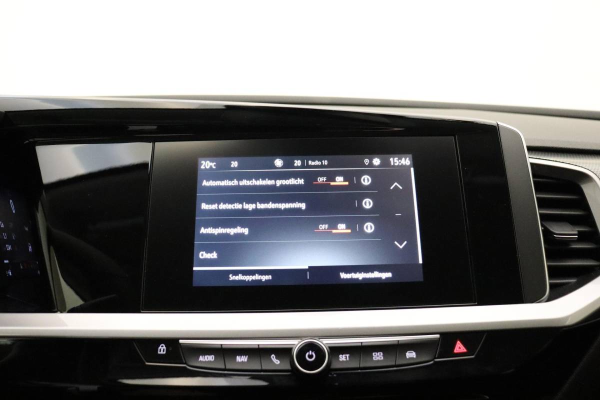 Opel Grandland Opel Grandland 1.2 Turbo GS 130pk | Navigatie via APP | Climate Control | Stoel – Stuurverwarming | Parkeersensoren | Lichtmetalen Velgen | AGR Stoelen