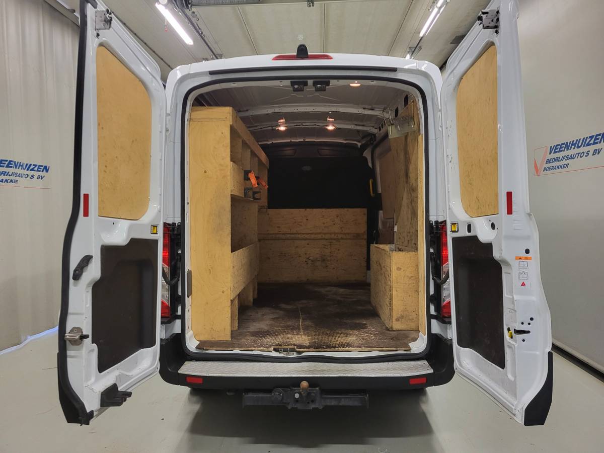Ford Transit Ford Transit 2.0TDCI L2/H2 Trekhaak Euro 6!