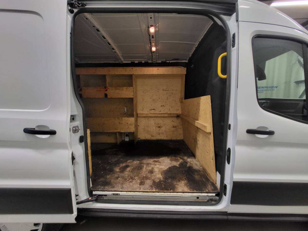 Ford Transit Ford Transit 2.0TDCI L2/H2 Trekhaak Euro 6!