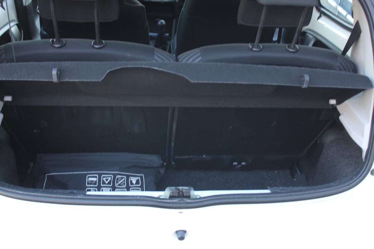 Peugeot 107 Peugeot 107 1.0 Active Airco l Elek. ramen l CD speler