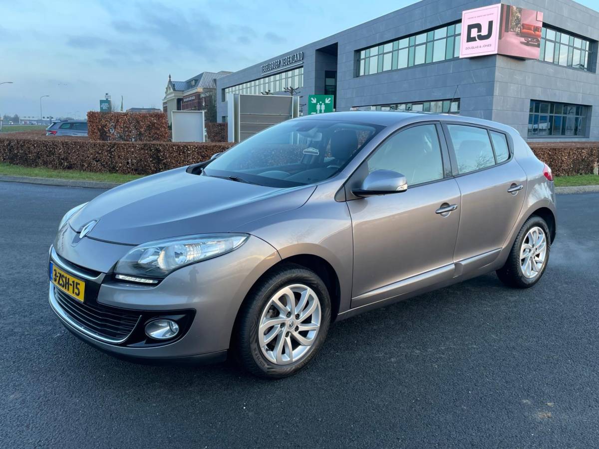 Renault Mégane Renault Mégane 1.2 TCe Expression, 5drs, Cruise/Climate control, Radio-CD/MP3, Bluetooth, Keyless, Lmv!