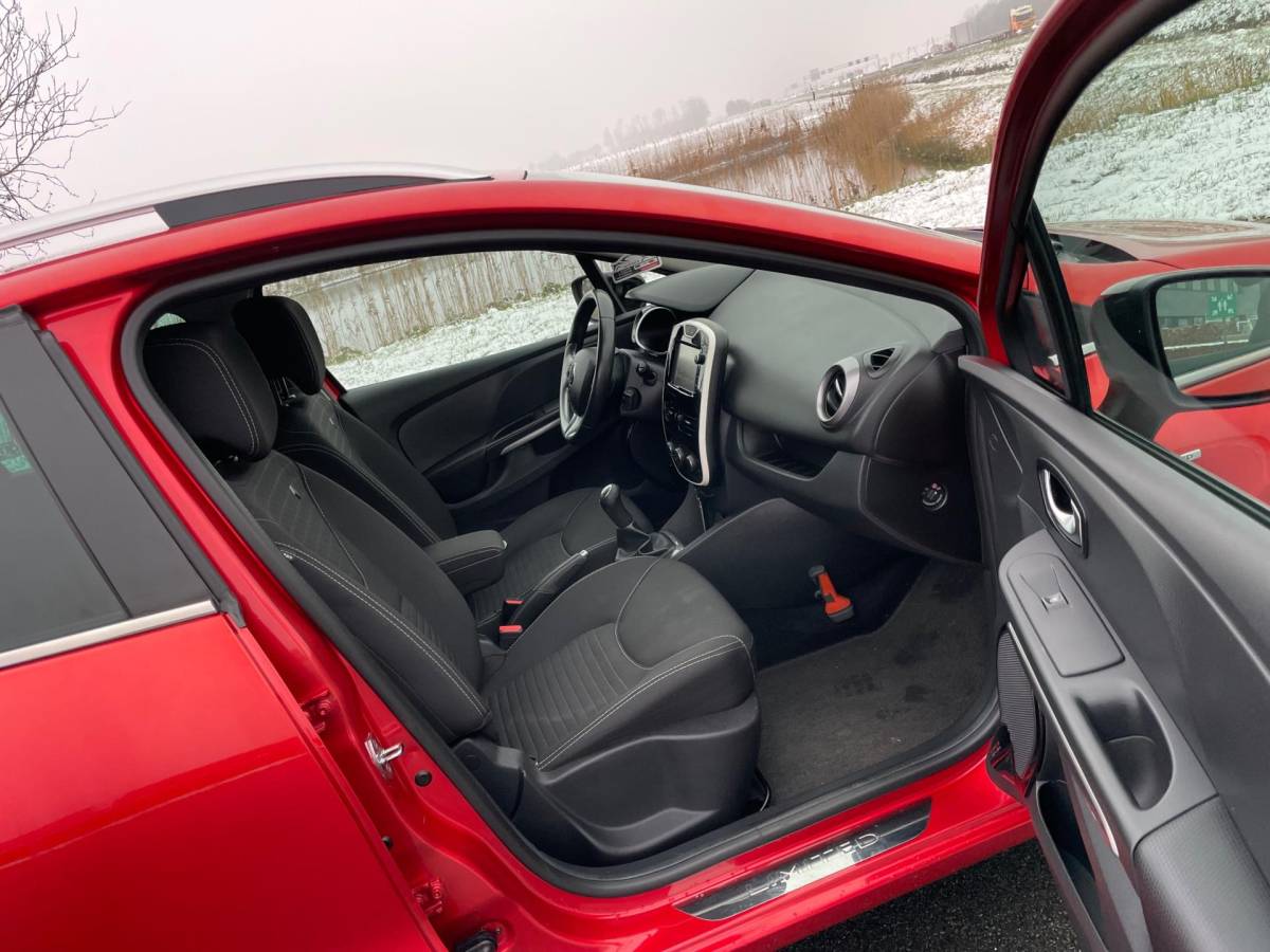 Renault Clio Renault Clio Estate 0.9 TCe Limited, Trekhaak, Cruise, Pdc, Navi, Geen import, Nap!