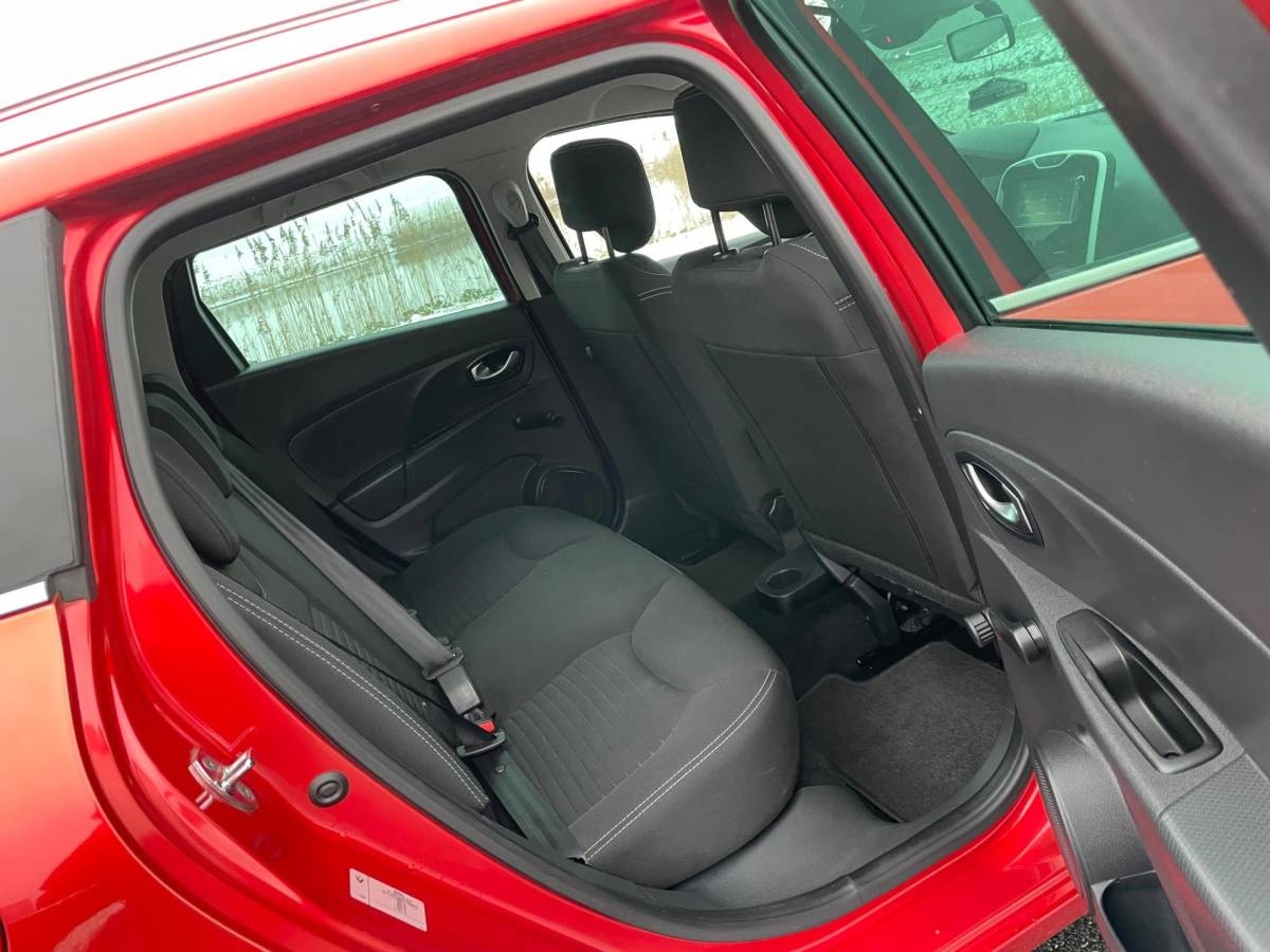 Renault Clio Renault Clio Estate 0.9 TCe Limited, Trekhaak, Cruise, Pdc, Navi, Geen import, Nap!