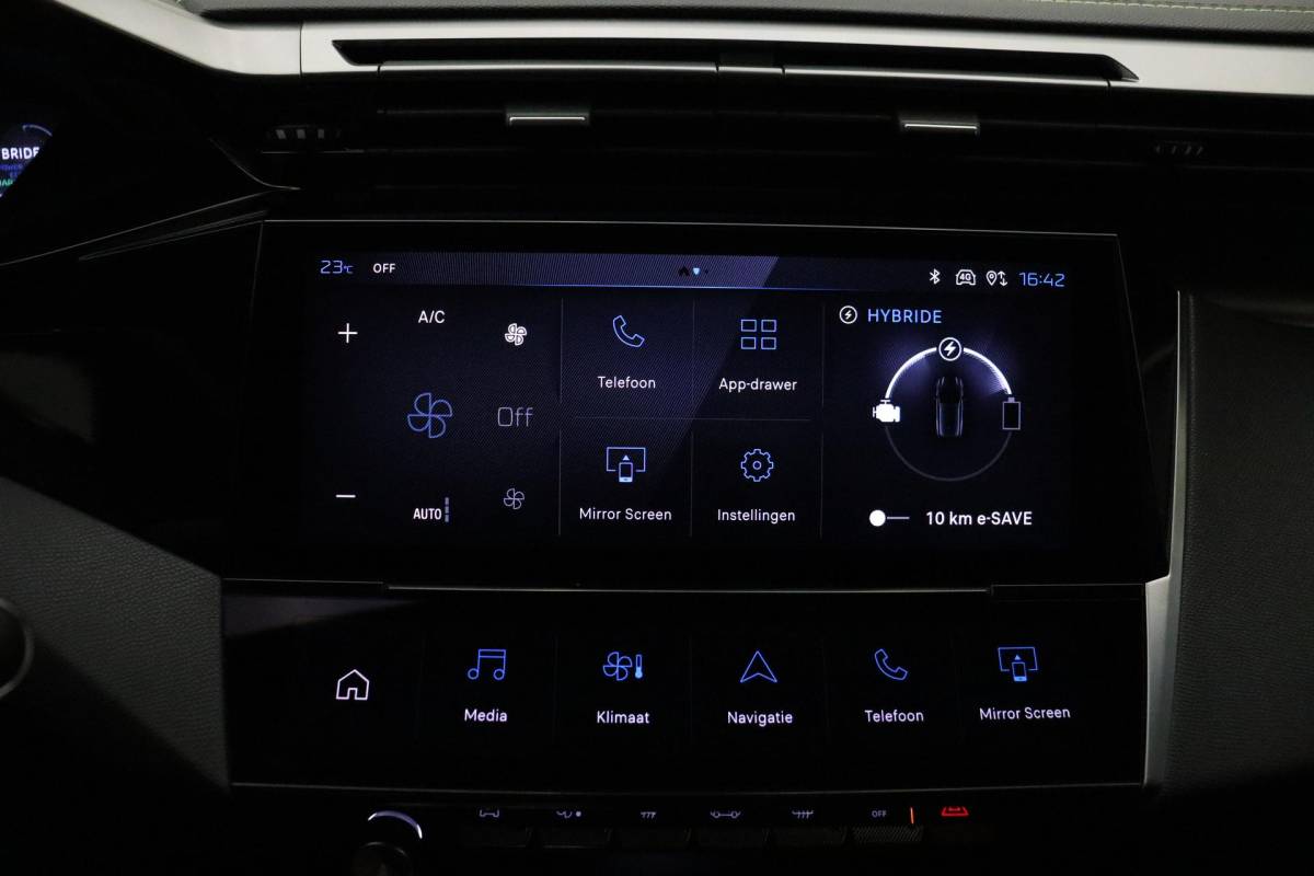 Peugeot 308 Peugeot 308 1.6 Plug-in Hybrid 180 GT | Apple Carplay/Android Auto | Achteruitrijcamera | Dodehoekdetectie | Electronic Climate Control | Navigatie Systeem Full Map |