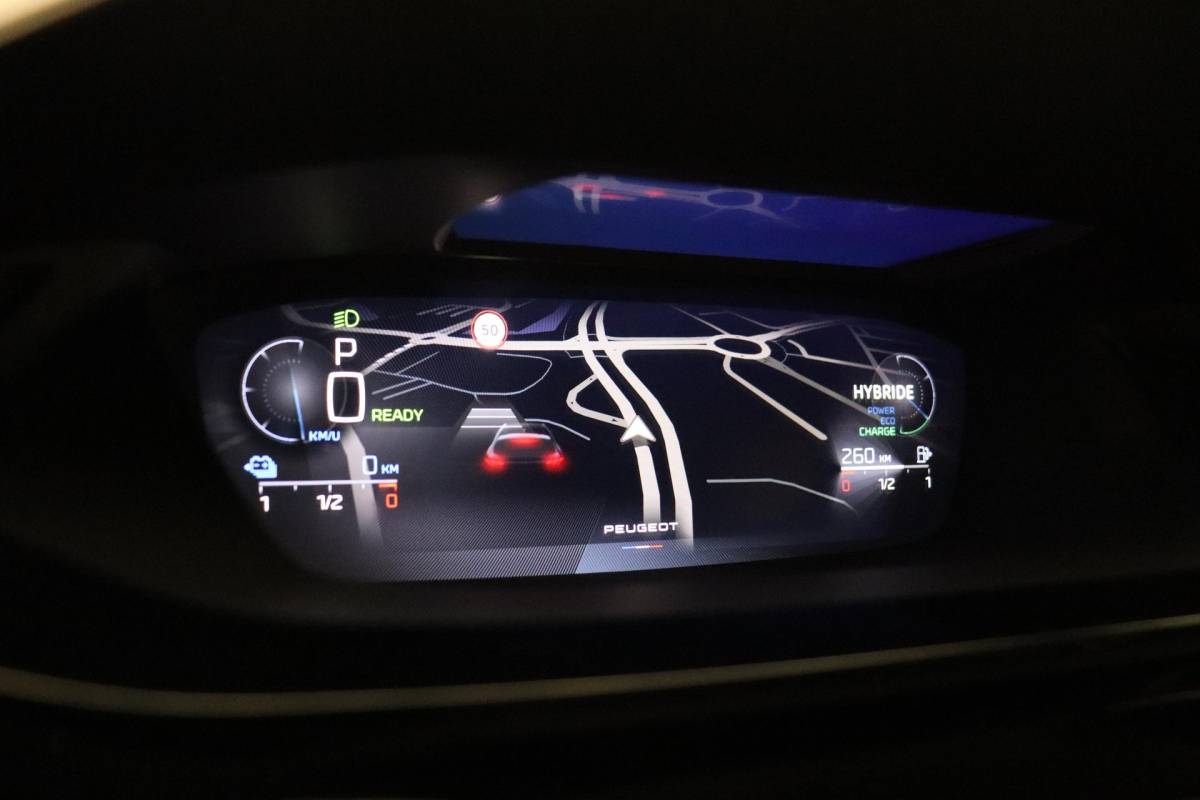 Peugeot 308 Peugeot 308 1.6 Plug-in Hybrid 180 GT | Apple Carplay/Android Auto | Achteruitrijcamera | Dodehoekdetectie | Electronic Climate Control | Navigatie Systeem Full Map |