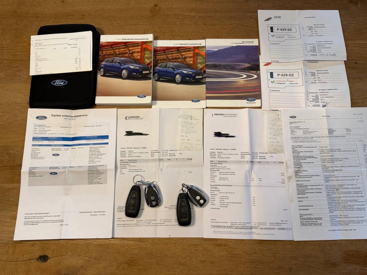 Ford Focus Ford Focus 2.0 ST-3 250pk / CarPlay /Recaro stoelen /