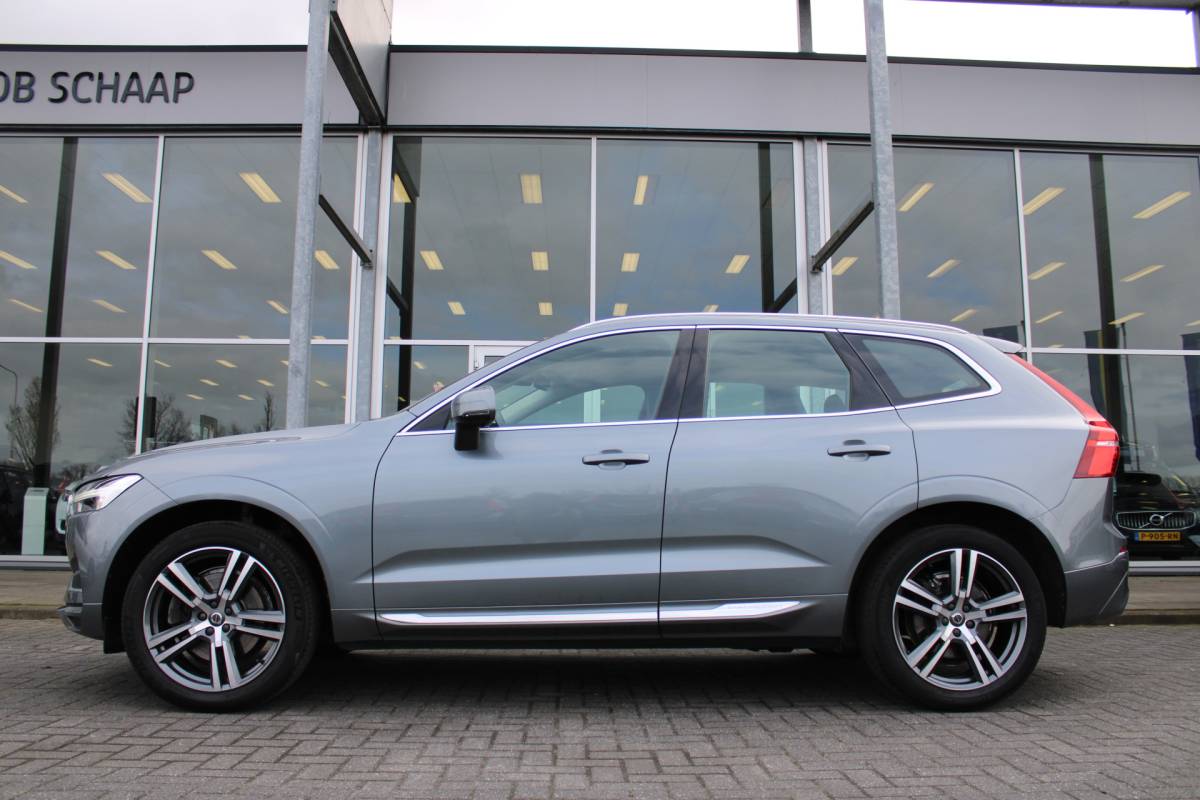 Volvo XC60 Volvo XC60 T5 251PK Automaat  Inscription | 360 Camera | Trekhaak | Apple carplay/ Android auto | Voorstoelen verw. | Cruise Control |