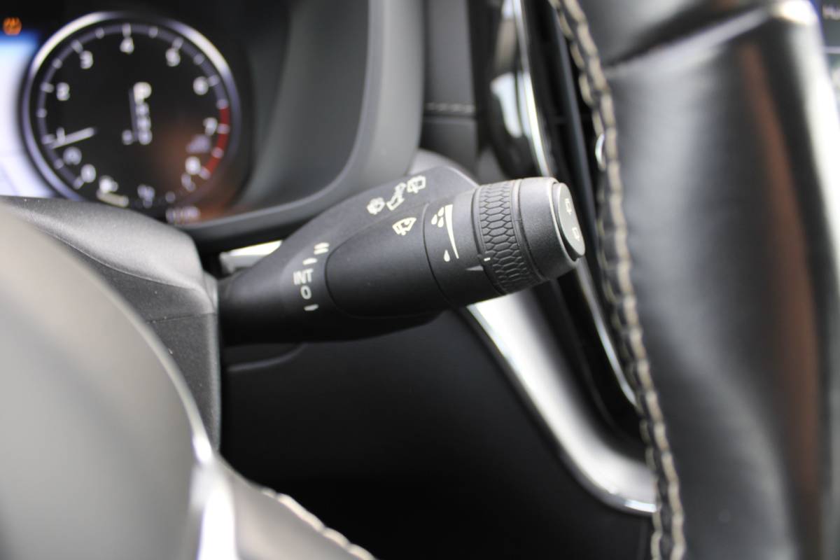 Volvo XC60 Volvo XC60 T5 251PK Automaat  Inscription | 360 Camera | Trekhaak | Apple carplay/ Android auto | Voorstoelen verw. | Cruise Control |