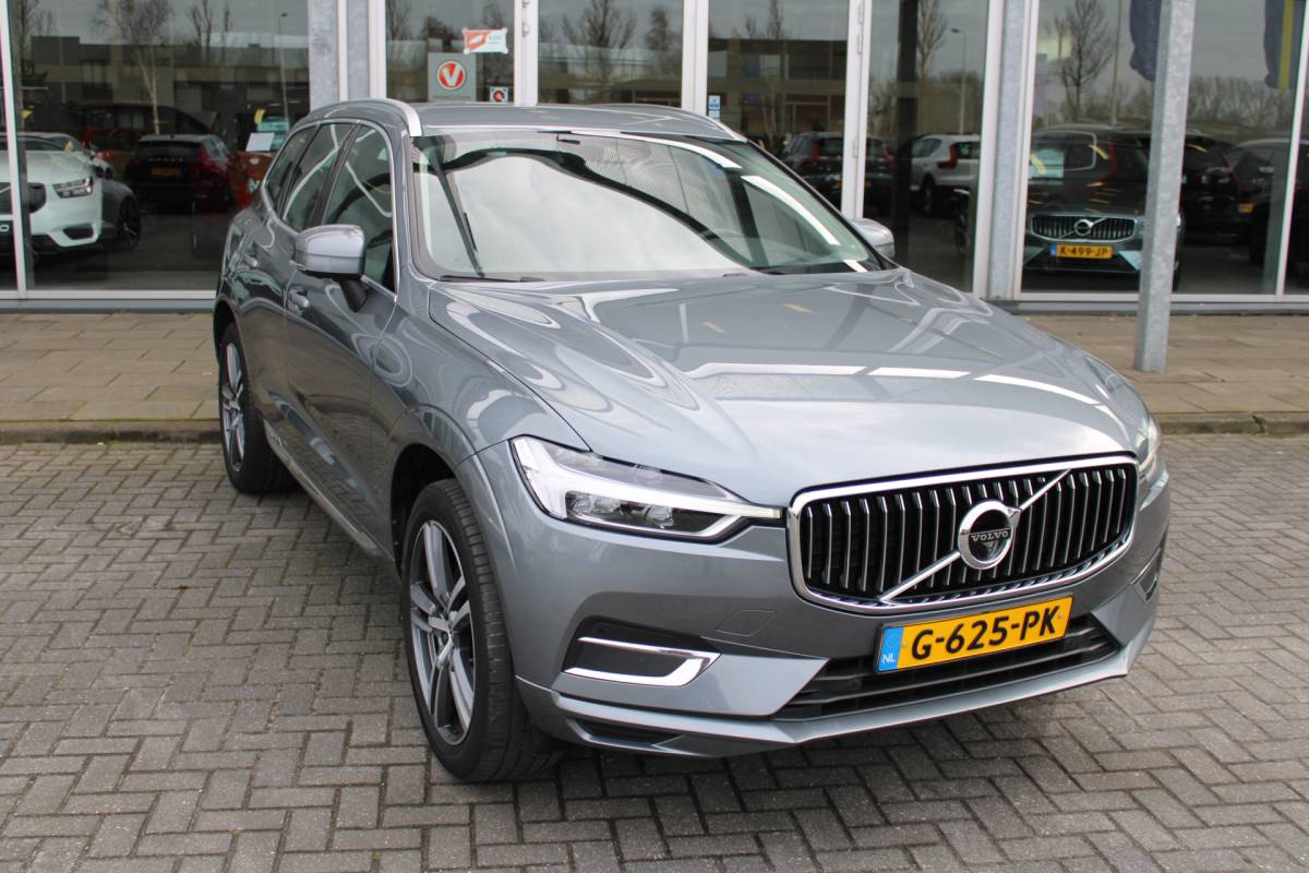 Volvo XC60 Volvo XC60 T5 251PK Automaat  Inscription | 360 Camera | Trekhaak | Apple carplay/ Android auto | Voorstoelen verw. | Cruise Control |