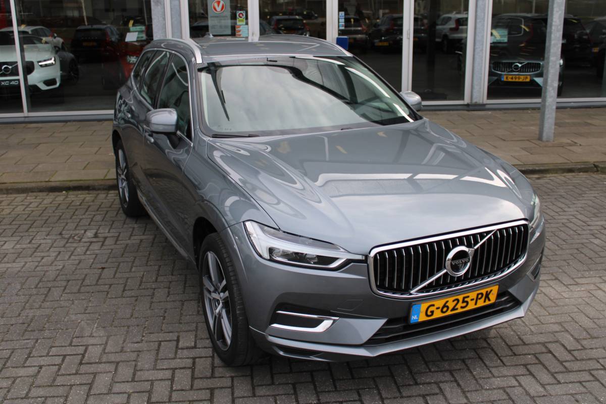 Volvo XC60 Volvo XC60 T5 251PK Automaat  Inscription | 360 Camera | Trekhaak | Apple carplay/ Android auto | Voorstoelen verw. | Cruise Control |