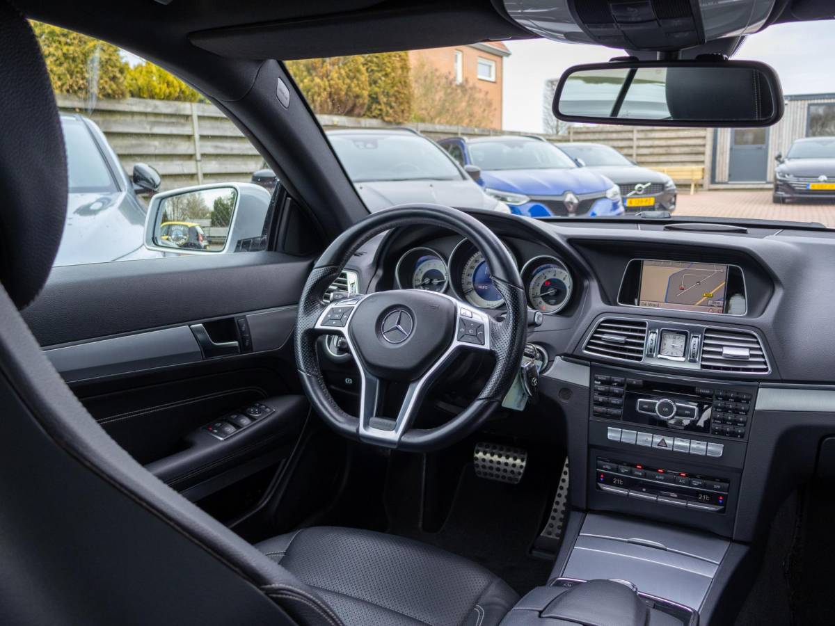 Mercedes-Benz E-Klasse Mercedes-Benz E-klasse Coupé 200 Ambition AMG LED 19″ Schakelflippers