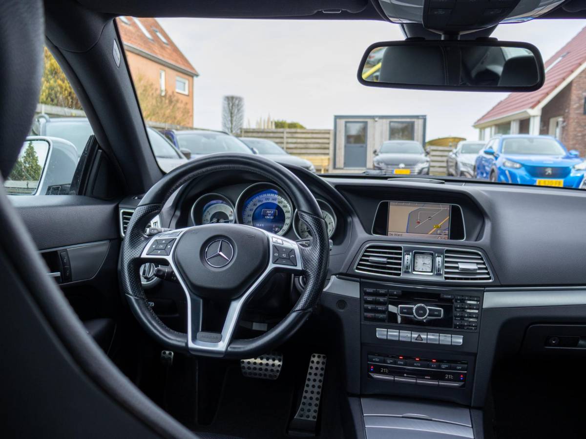 Mercedes-Benz E-Klasse Mercedes-Benz E-klasse Coupé 200 Ambition AMG LED 19″ Schakelflippers