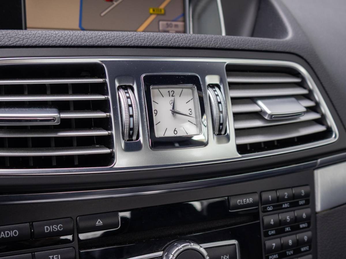 Mercedes-Benz E-Klasse Mercedes-Benz E-klasse Coupé 200 Ambition AMG LED 19″ Schakelflippers