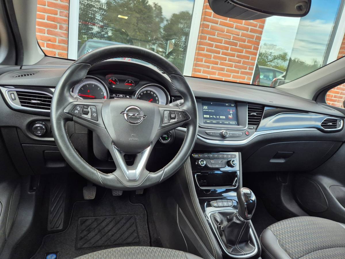 Opel Astra Opel Astra 1.0 Innovation 105PK 5drs clima, cruise, navi, pdc, carplay, lmv, keyless, trekhaak