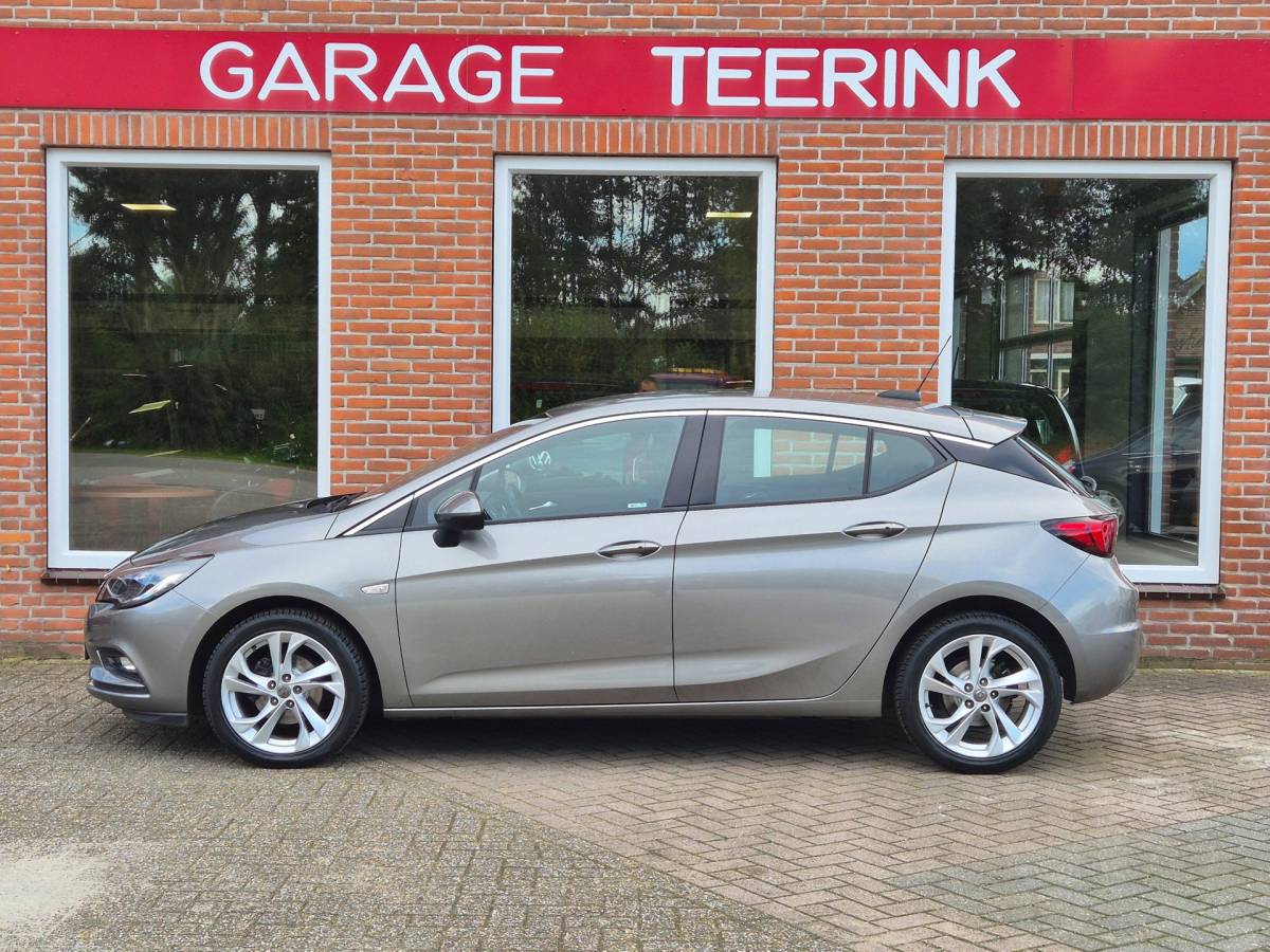 Opel Astra Opel Astra 1.0 Innovation 105PK 5drs clima, cruise, navi, pdc, carplay, lmv, keyless, trekhaak