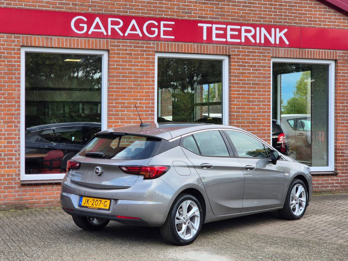 Opel Astra Opel Astra 1.0 Innovation 105PK 5drs clima, cruise, navi, pdc, carplay, lmv, keyless, trekhaak