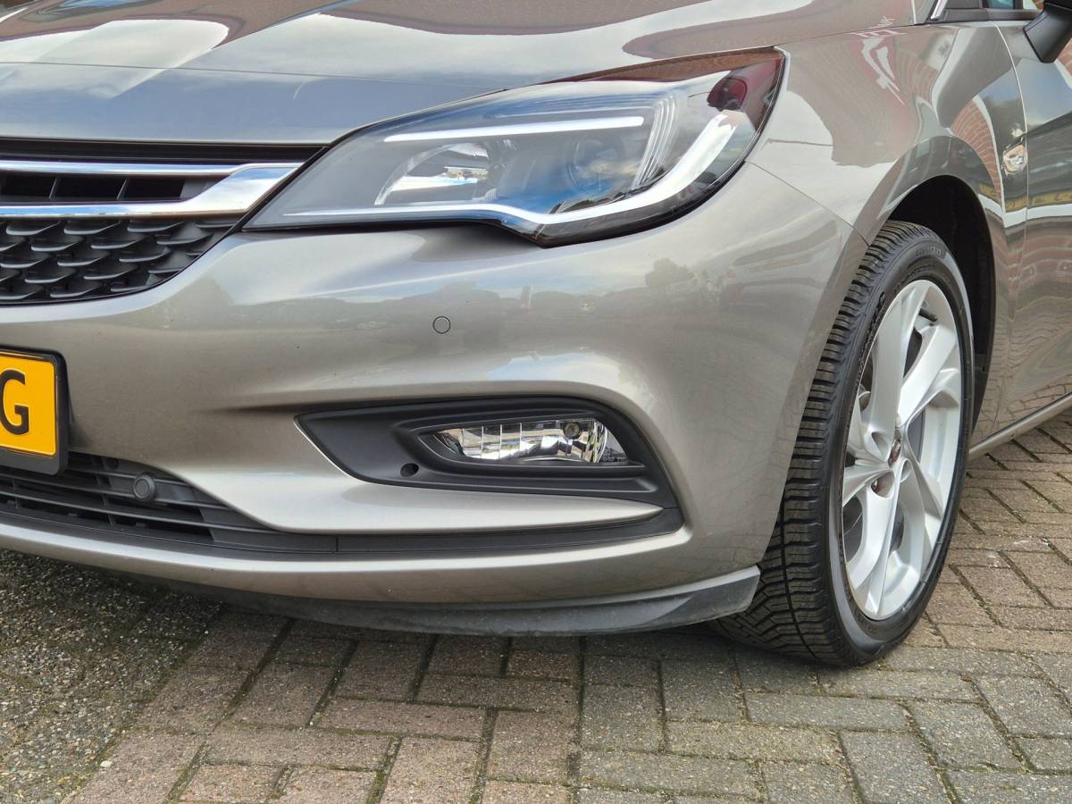 Opel Astra Opel Astra 1.0 Innovation 105PK 5drs clima, cruise, navi, pdc, carplay, lmv, keyless, trekhaak