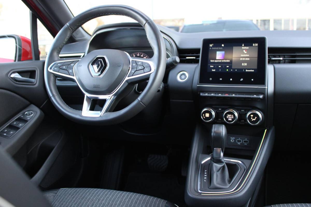 Renault Clio Renault Clio 1.0 TCe 90 Techno Automaat | Camera | Stoelverwarming